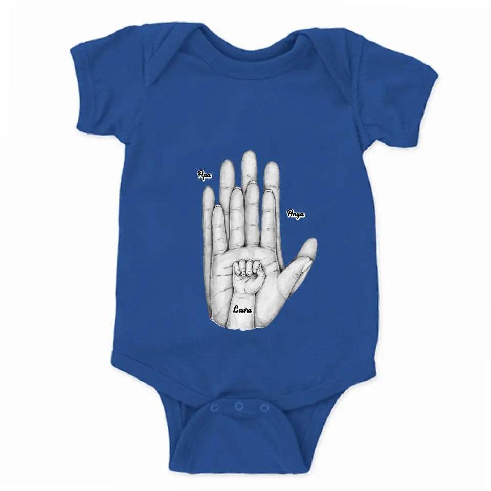 Family Palms Holding Hands 1-5 gyerekkel egyedi Baby body