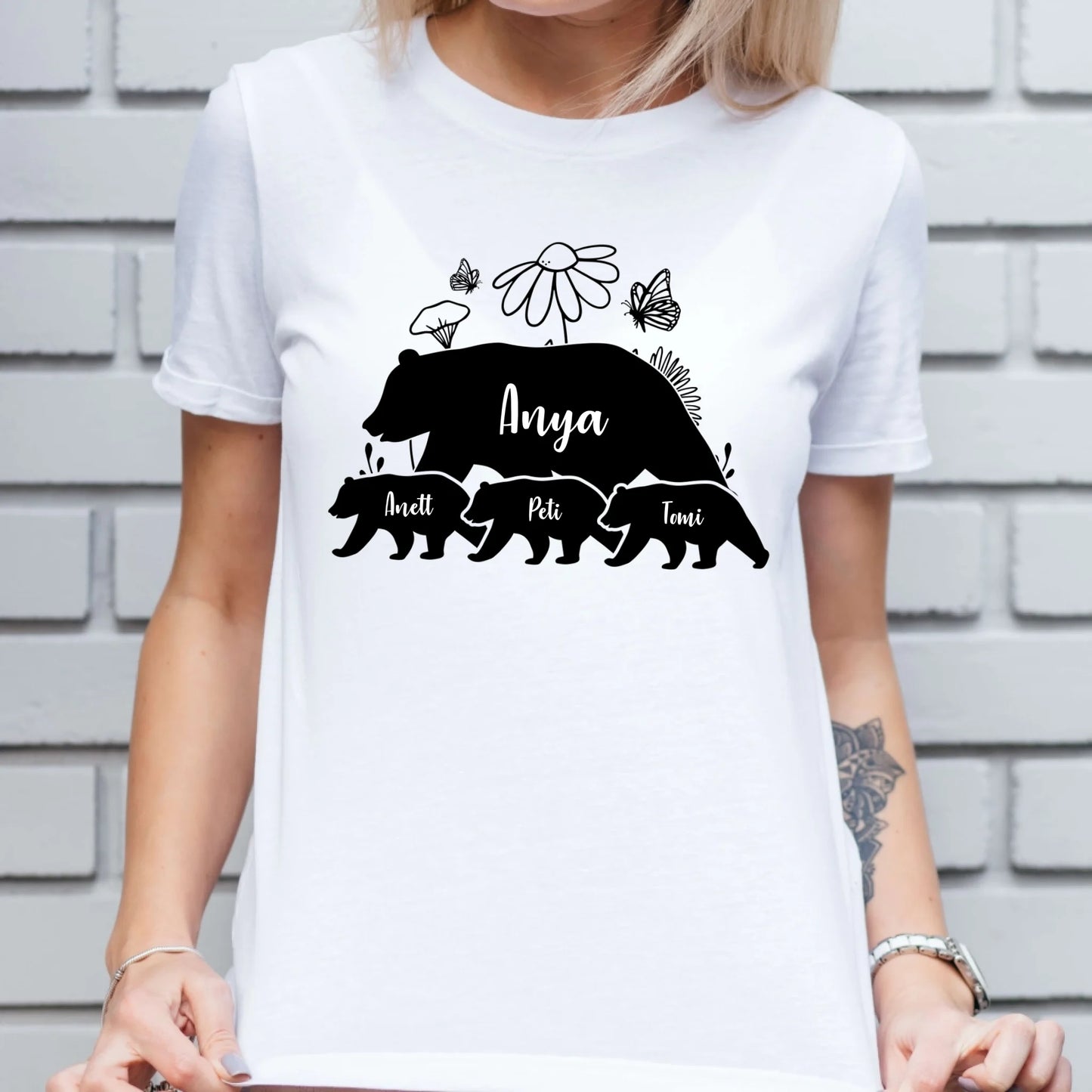 Mama medve egyedi névvel akár 6 kis medvével - női póló