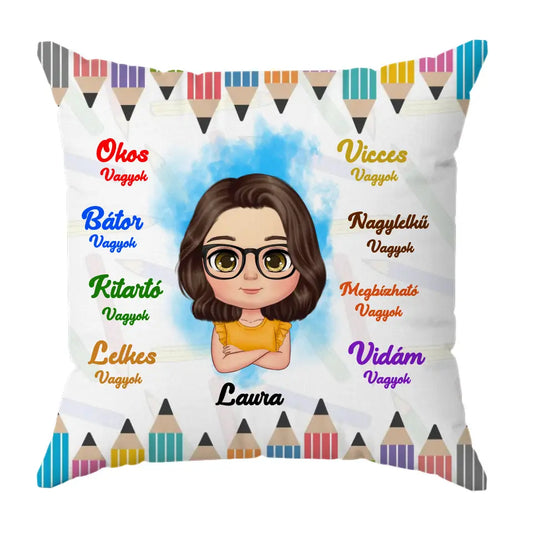 Egyedi tulajdonságok gyerek karakterekkel párna - lány
