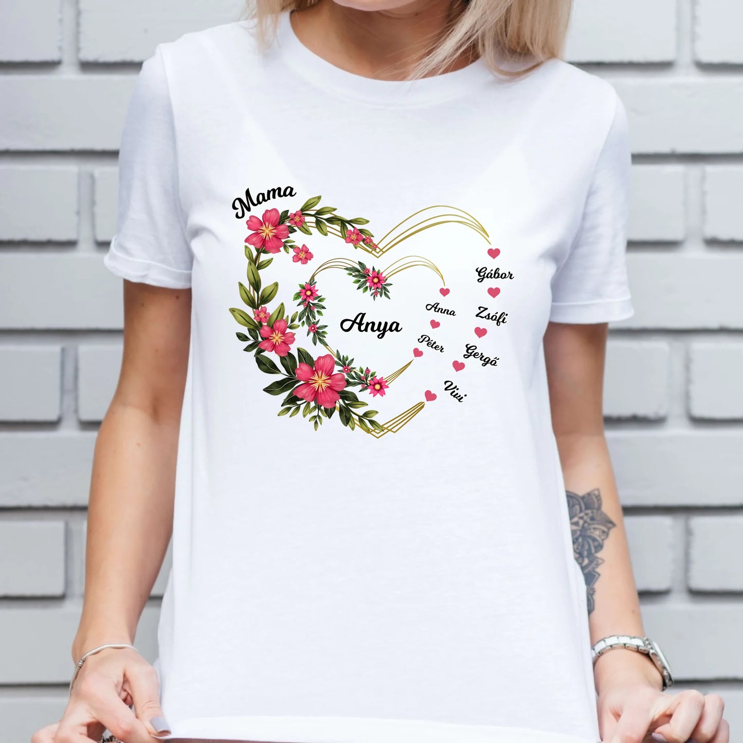 Egyedi Mama és anya virágos szíves póló - unoka és gyerek nevekkel